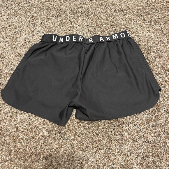 womens under armour athletic shorts - Picture 2 of 2